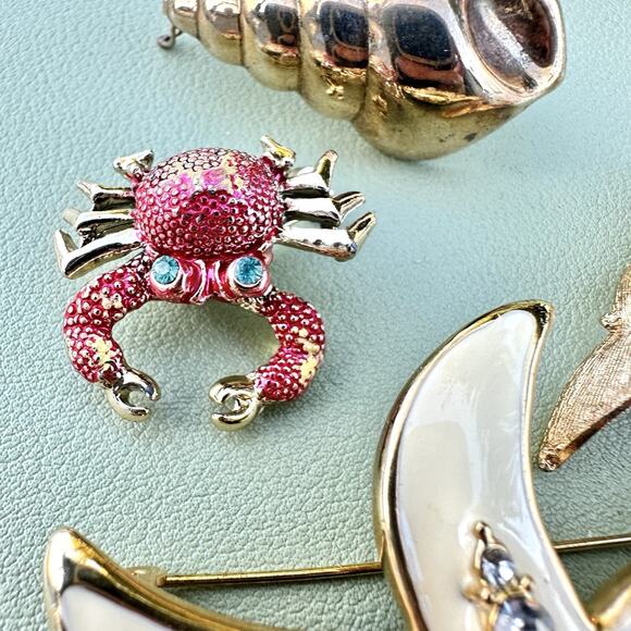 Vintage Sea Life Brooch Lot Starfish Swordfish Crab Shell Clip Rhinestone Enamel - Picture 4 of 5